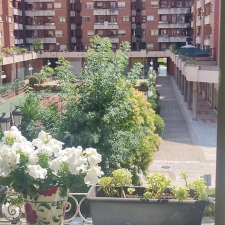 Alojamiento Oviedo 3 Con Parking Exterior photo
